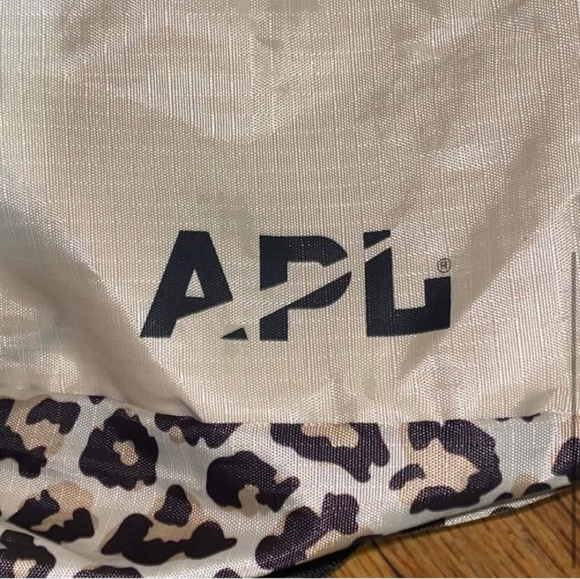 APL Backpack - Picture 3 of 7